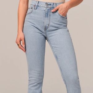 Abercrombie ultra high rise 90s straight jean